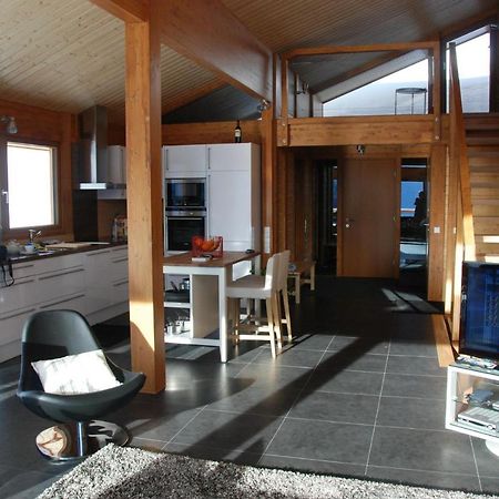 Ayoba Villa Wiler Bagian luar foto