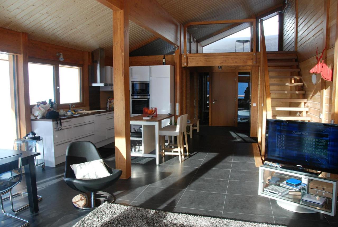Ayoba Villa Wiler Bagian luar foto